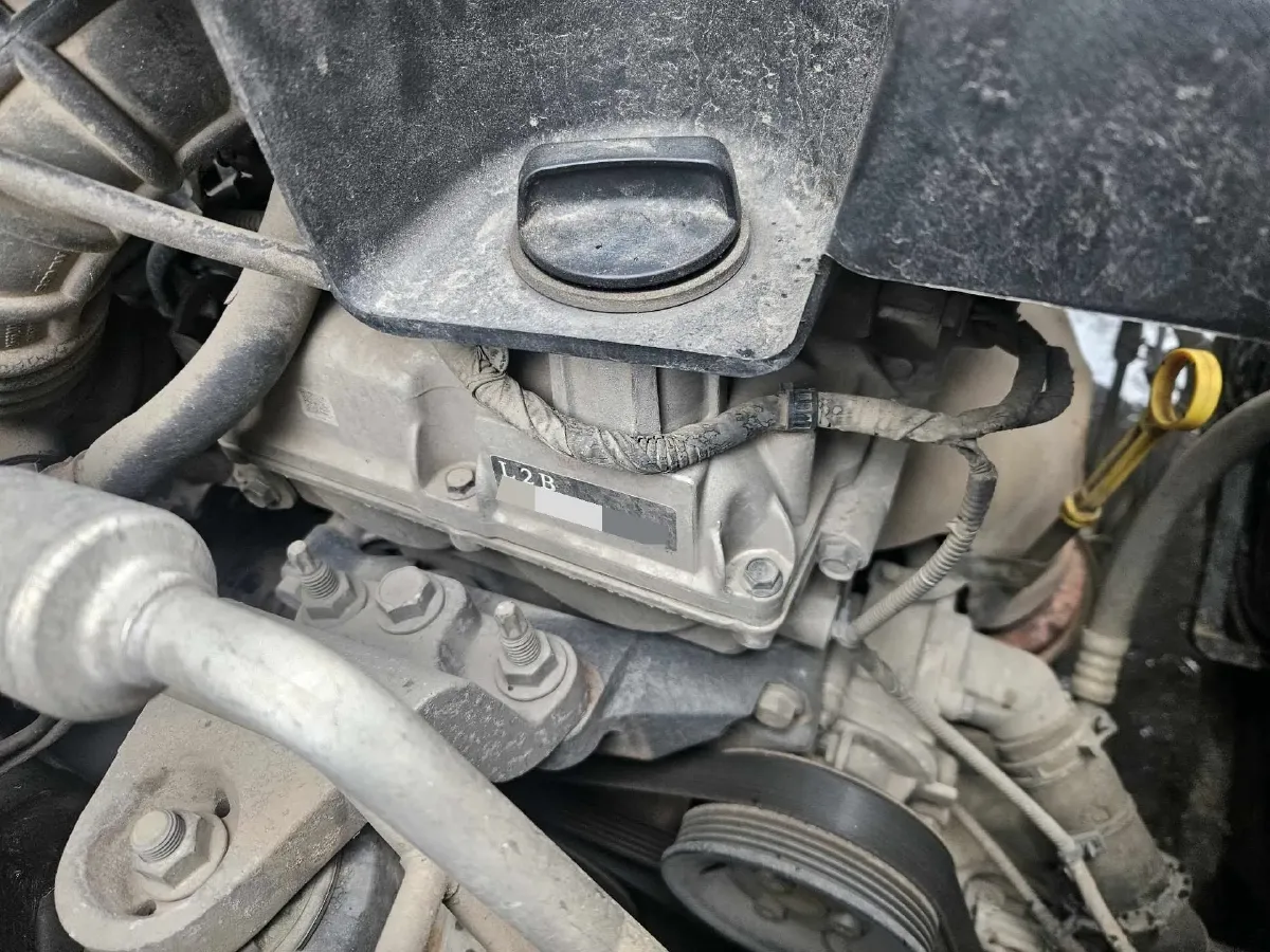 2019 BaoJun 730 1.5L 105HP L4 6MT,autocango,china used car exporter,china ev exporter,chinese used car exporter,chinese used ev exporter