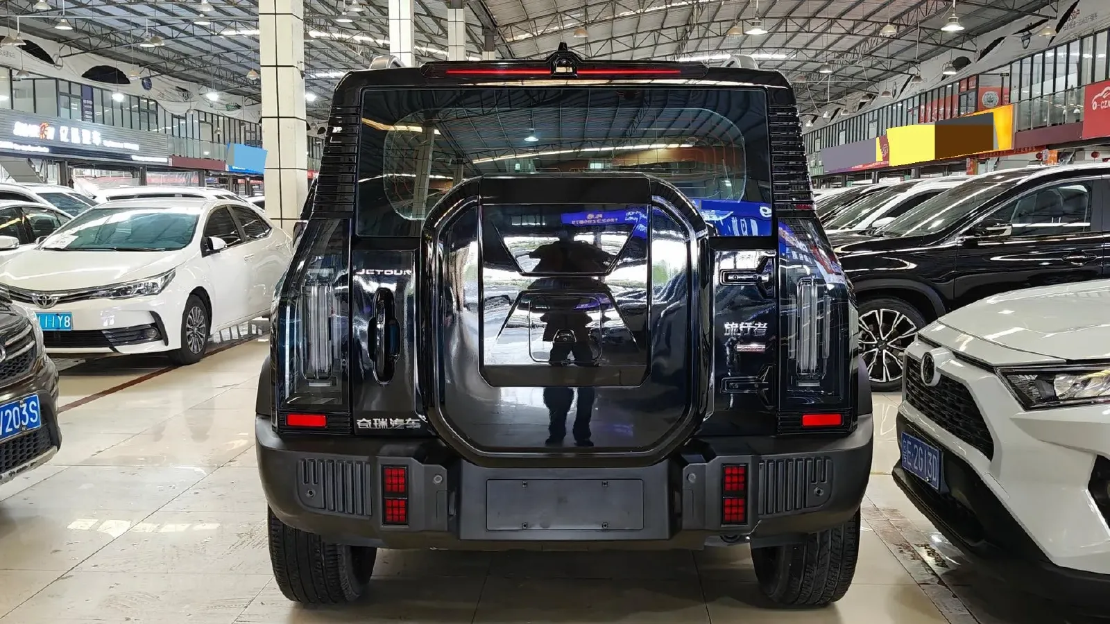 2023 Jetour Traveller 2.0T 254HP L4 7DCT,autocango,china used car exporter,china ev exporter,chinese used car exporter,chinese used ev exporter