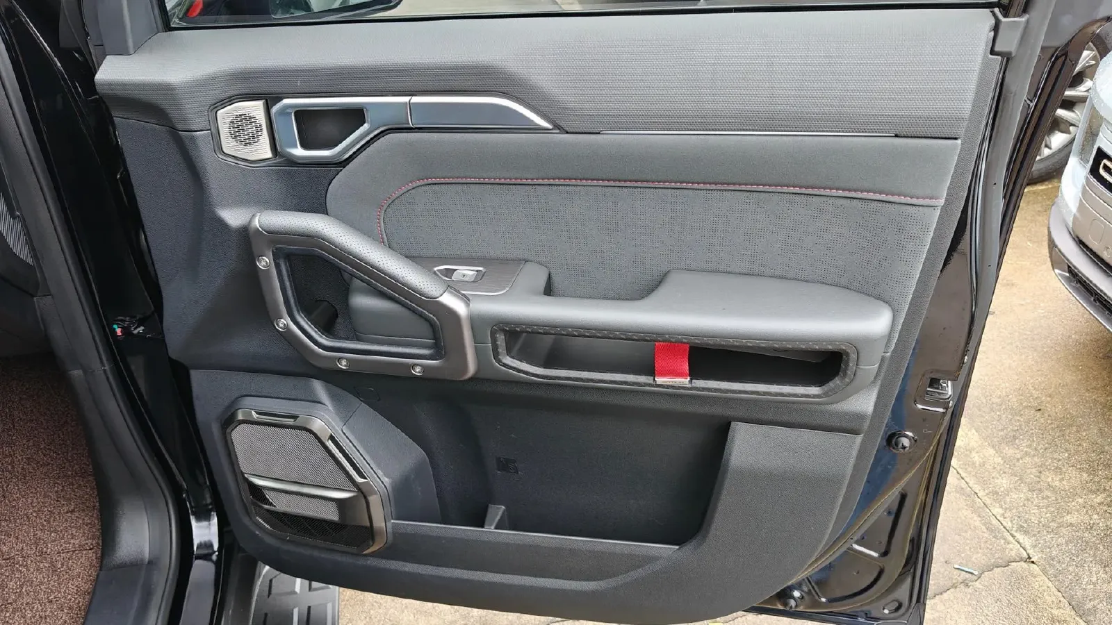 2023 Jetour Traveller 2.0T 254HP L4 7DCT,autocango,china used car exporter,china ev exporter,chinese used car exporter,chinese used ev exporter