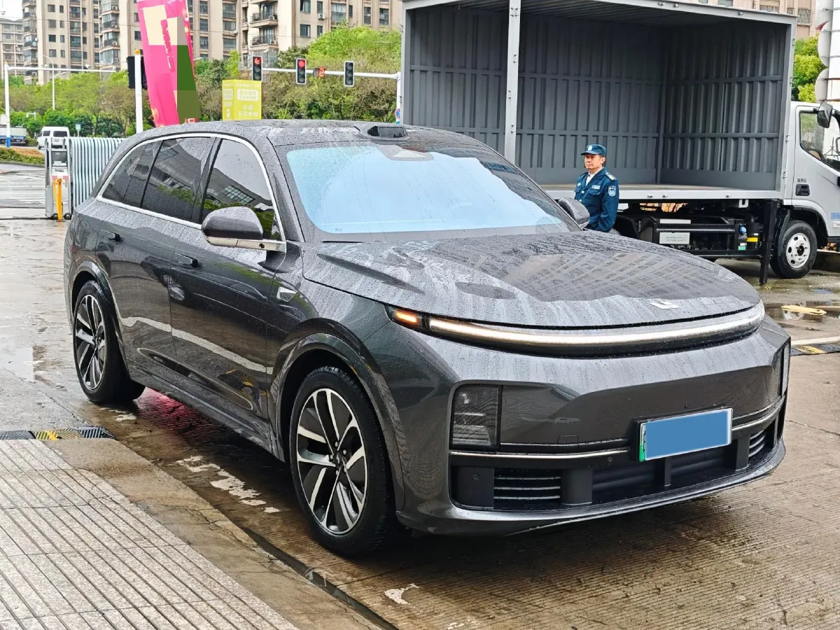 2024 Li L8 Range Extended 154HP REEV 42.8KWH,autocango,china used car exporter,china ev exporter,chinese used car exporter,chinese used ev exporter