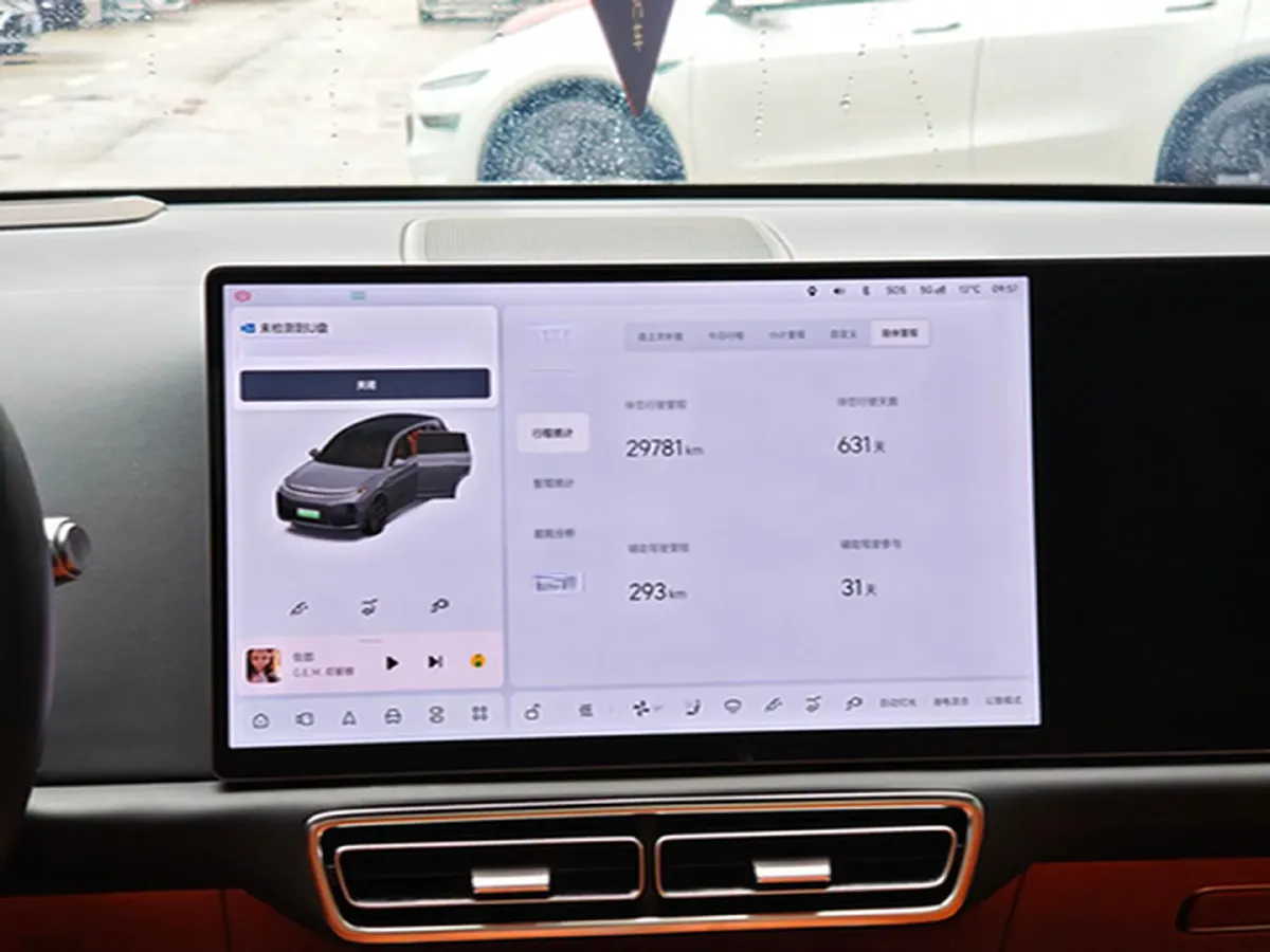 2024 Li L8 Range Extended 154HP REEV 42.8KWH,autocango,china used car exporter,china ev exporter,chinese used car exporter,chinese used ev exporter