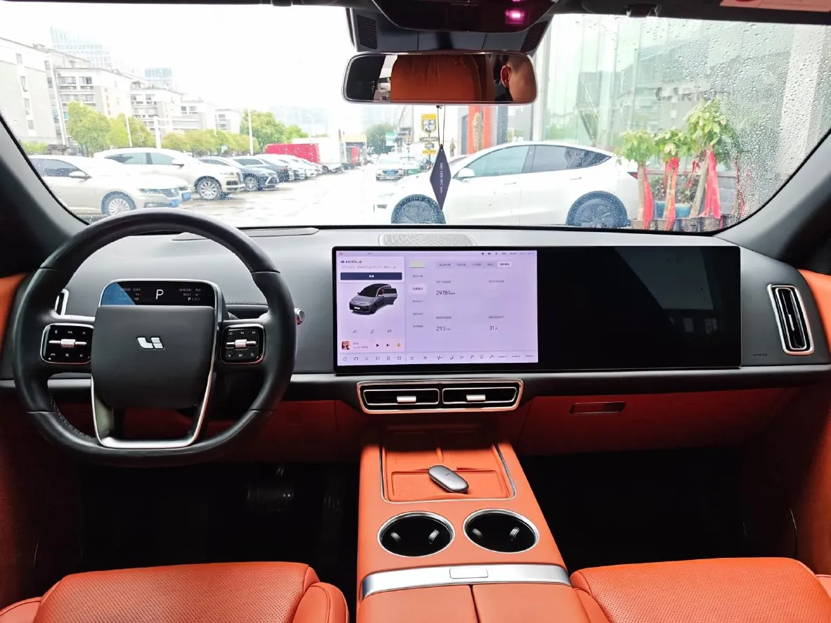 2024 Li L8 Range Extended 154HP REEV 42.8KWH,autocango,china used car exporter,china ev exporter,chinese used car exporter,chinese used ev exporter