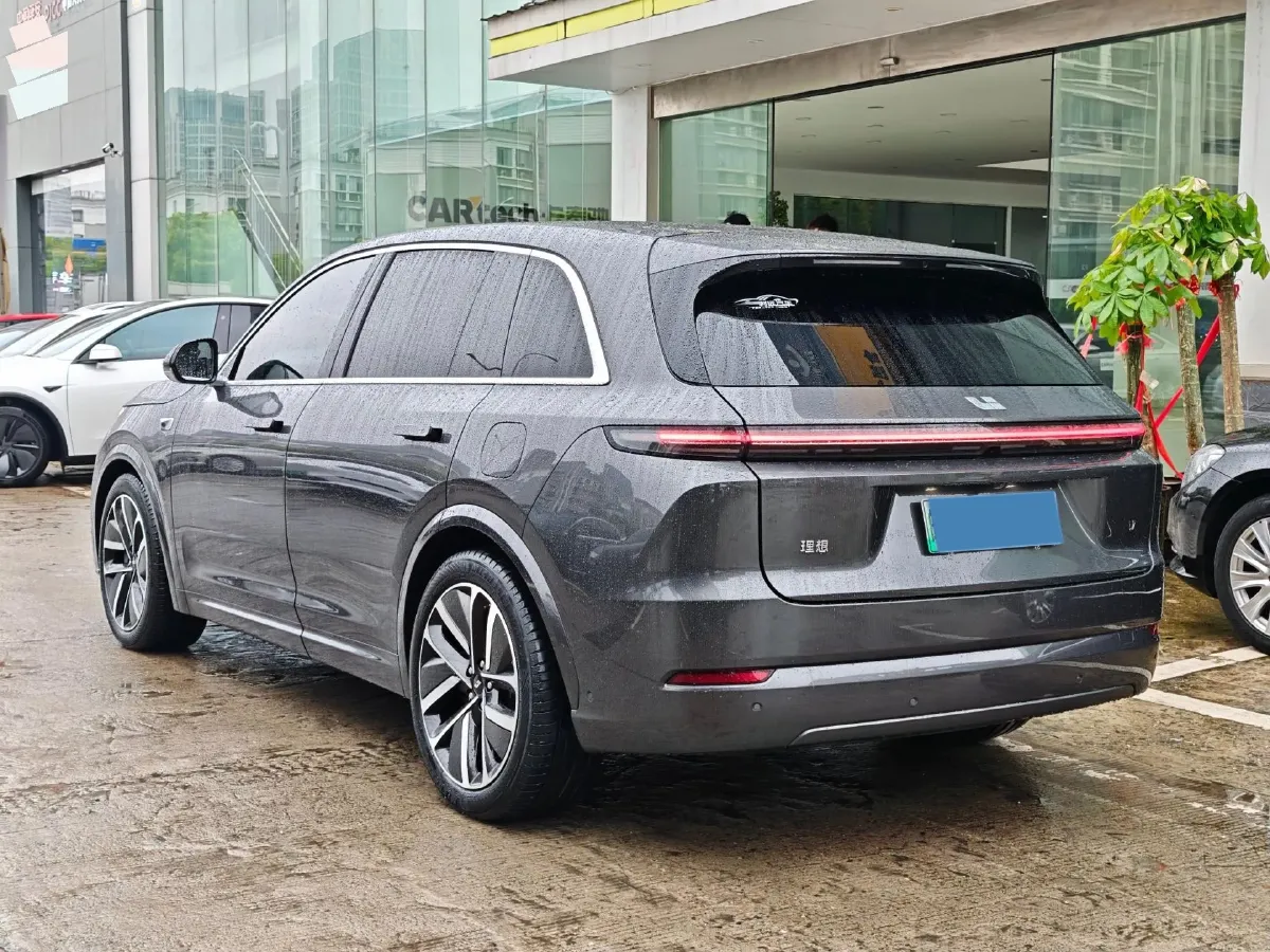 2024 Li L8 Range Extended 154HP REEV 42.8KWH,autocango,china used car exporter,china ev exporter,chinese used car exporter,chinese used ev exporter
