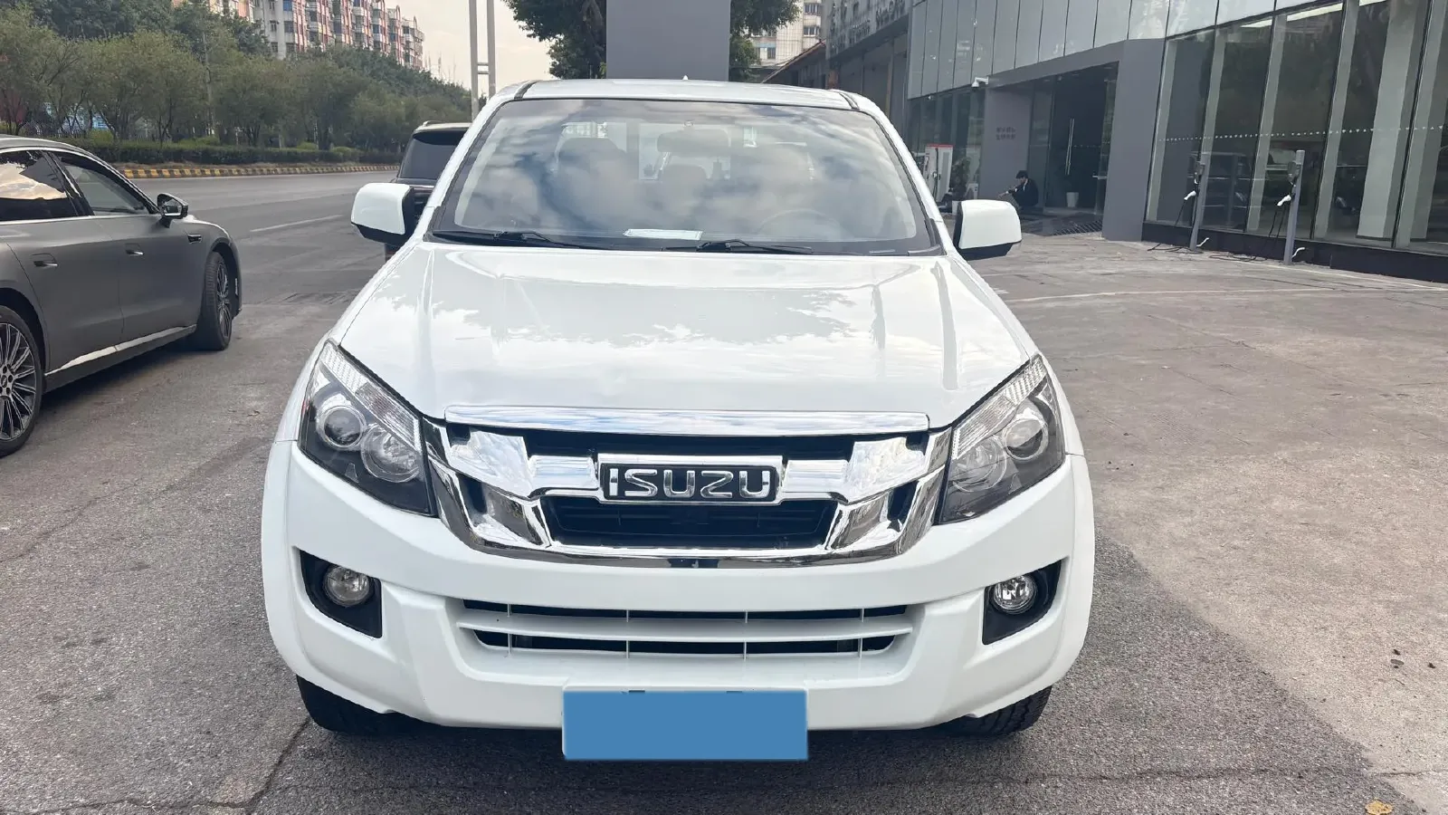 2020 Isuzu LingTuo 2.5T 150HP L4 6AT,autocango,china used car exporter,china ev exporter,chinese used car exporter,chinese used ev exporter