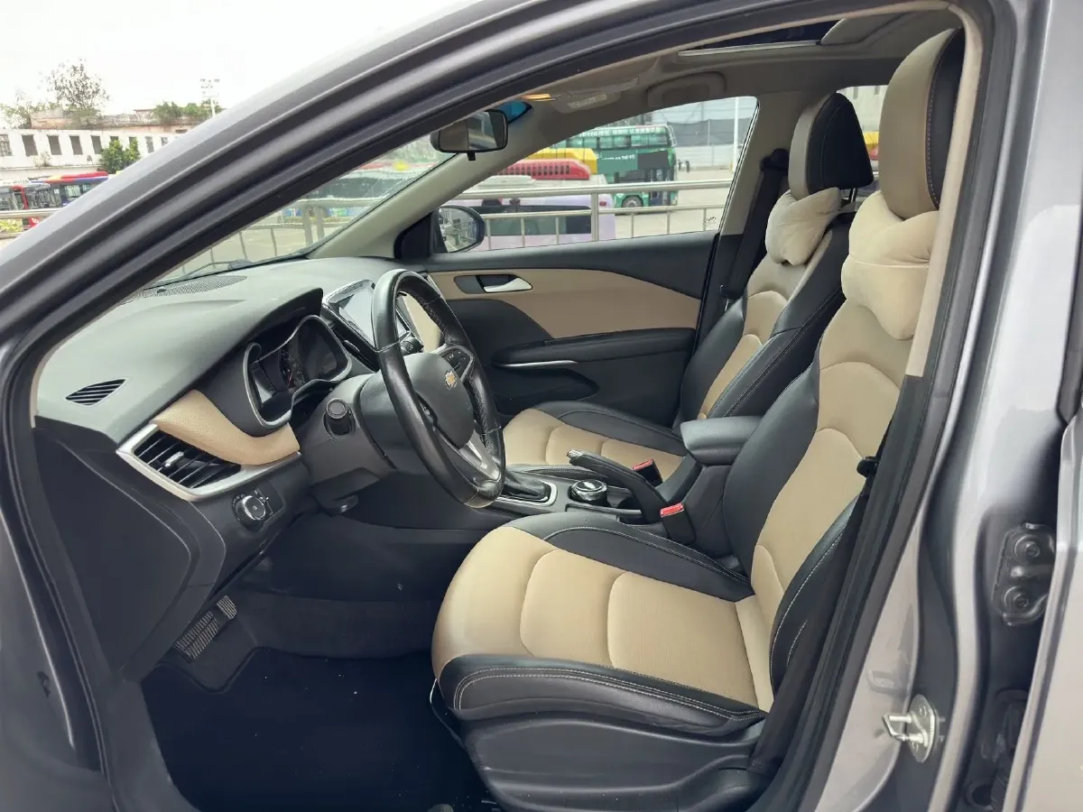 2022 Chevrolet Monza 1.5L 113HP L4 6AT,autocango,china used car exporter,china ev exporter,chinese used car exporter,chinese used ev exporter