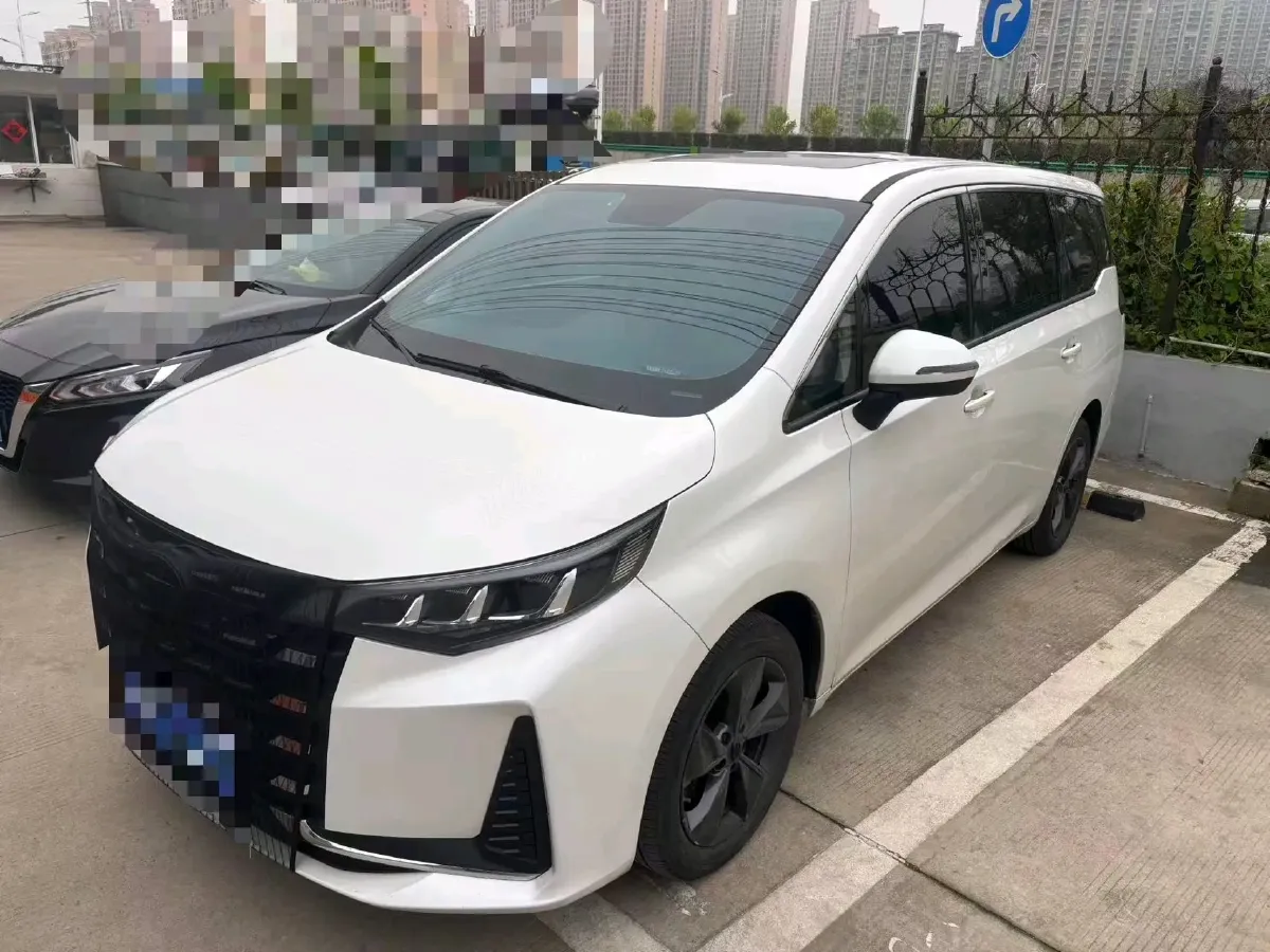 2023 GAC Trumpchi M6 1.5T 177HP L4 7DCT,autocango,china used car exporter,china ev exporter,chinese used car exporter,chinese used ev exporter