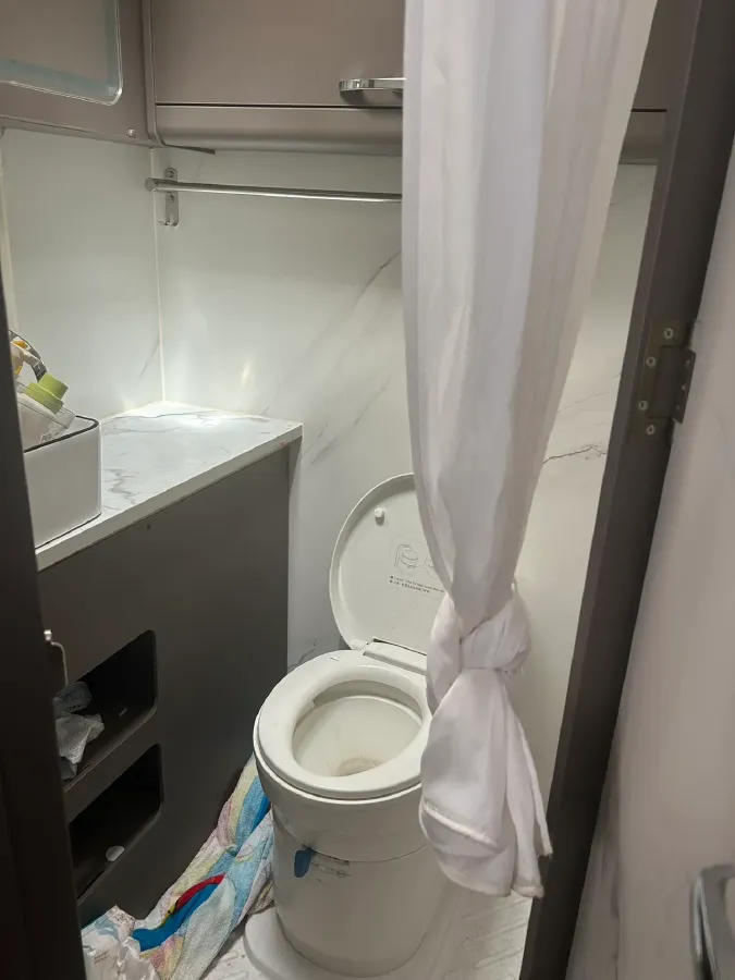 2022 MAXUS H90 RV 3.0T 170HP L4 8AT,autocango,china used car exporter,china ev exporter,chinese used car exporter,chinese used ev exporter