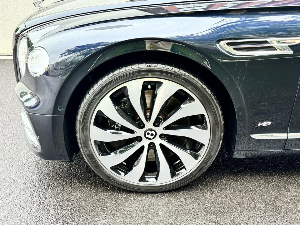 2022 Bentley Flying Spur 4.0T 550HP V8 8DCT,autocango,china used car exporter,china ev exporter,chinese used car exporter,chinese used ev exporter