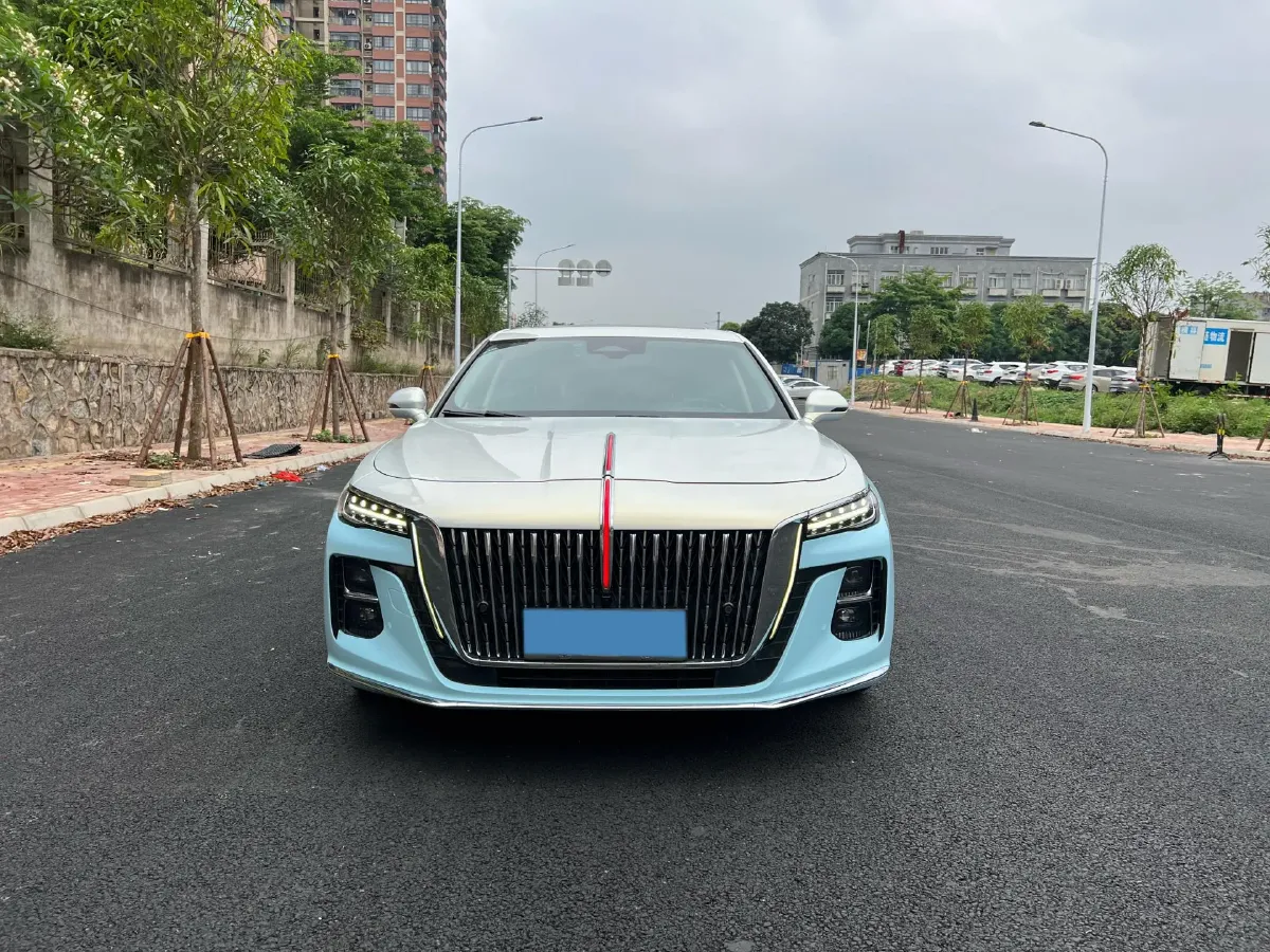 2023 HongQi H5 2.0T 224HP L4 8AT,autocango,china used car exporter,china ev exporter,chinese used car exporter,chinese used ev exporter