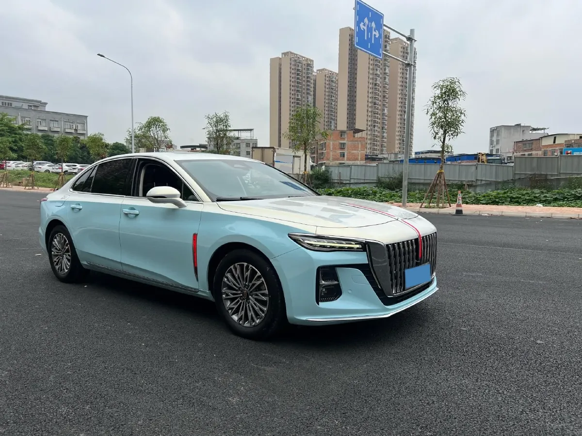 2023 HongQi H5 2.0T 224HP L4 8AT,autocango,china used car exporter,china ev exporter,chinese used car exporter,chinese used ev exporter