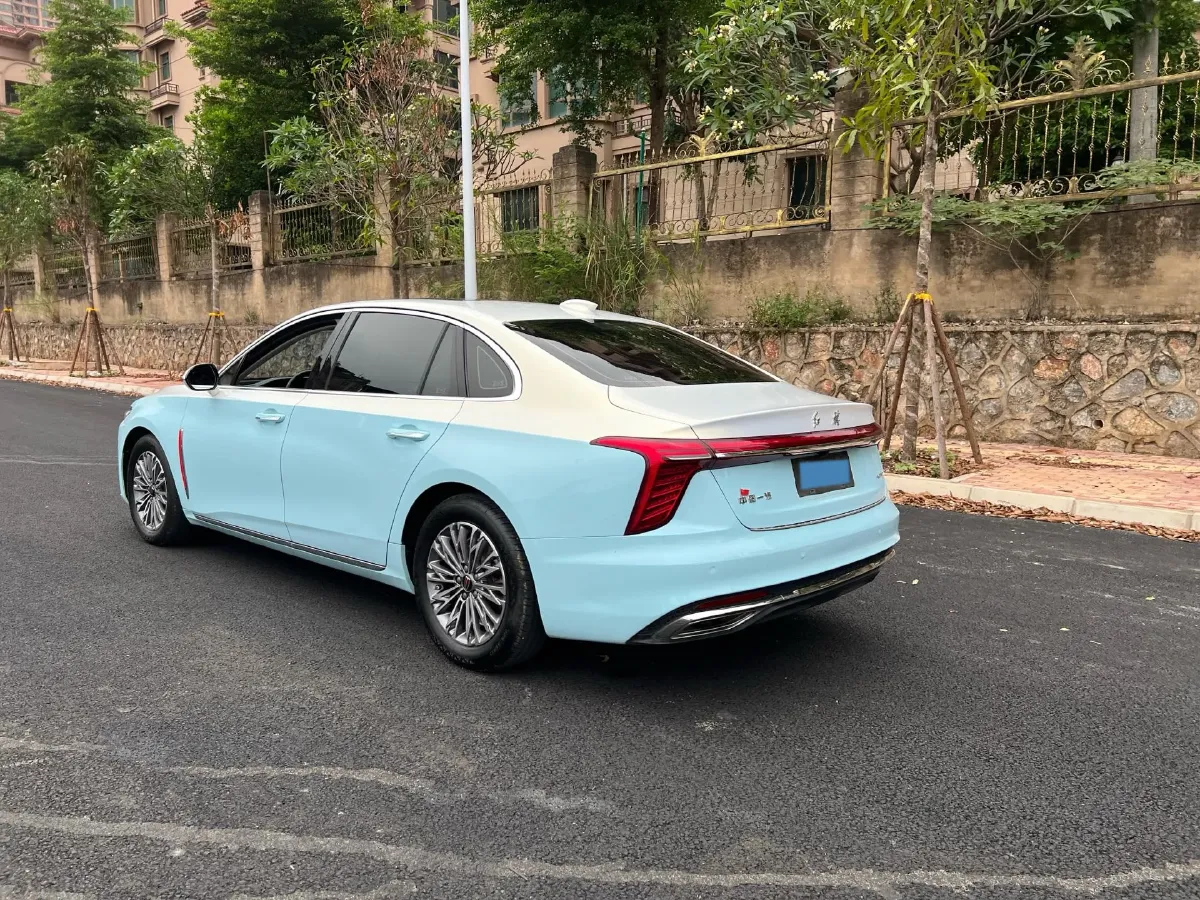 2023 HongQi H5 2.0T 224HP L4 8AT,autocango,china used car exporter,china ev exporter,chinese used car exporter,chinese used ev exporter