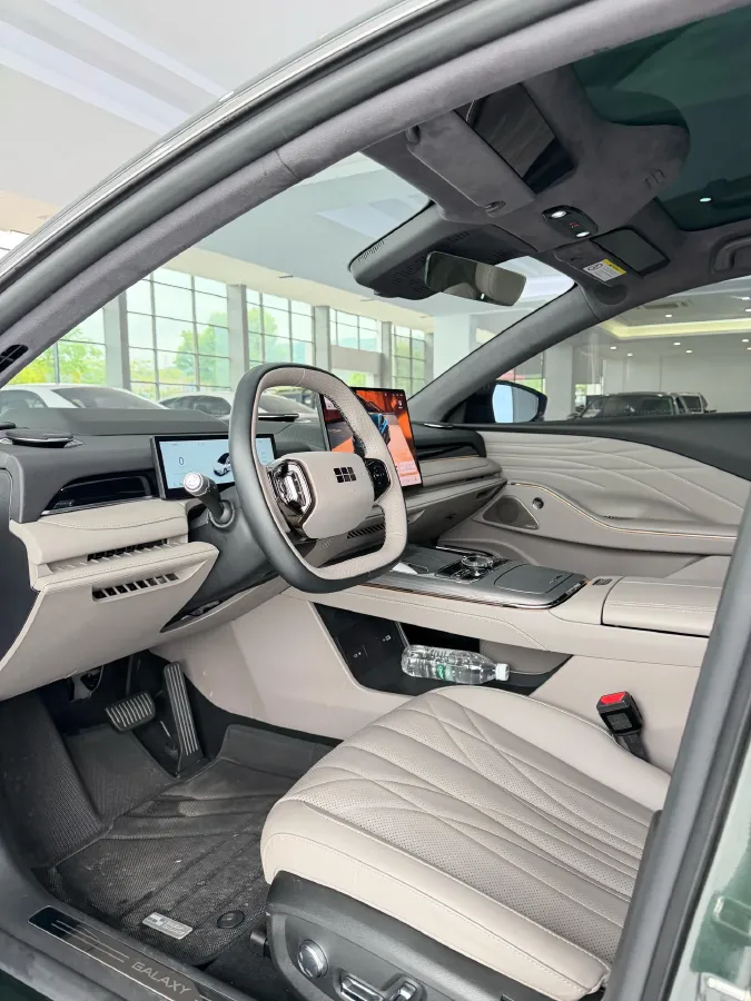 2025 Geely Galaxy Starshine 8 1.5T 163HP L4 3DHT PHEV 27.69KWH,autocango,china used car exporter,china ev exporter,chinese used car exporter,chinese used ev exporter