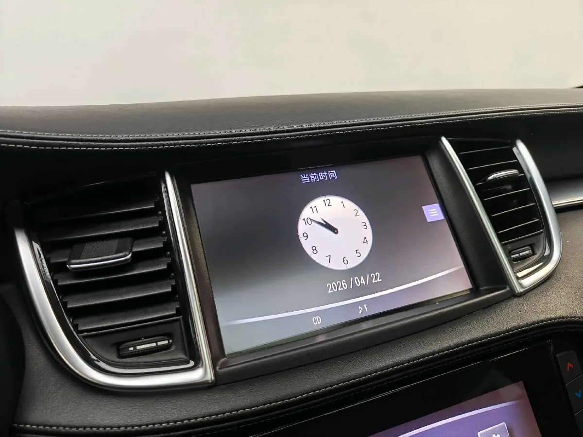 2018 Infiniti QX30 2.0T 211HP L4 7DCT,autocango,china used car exporter,china ev exporter,chinese used car exporter,chinese used ev exporter