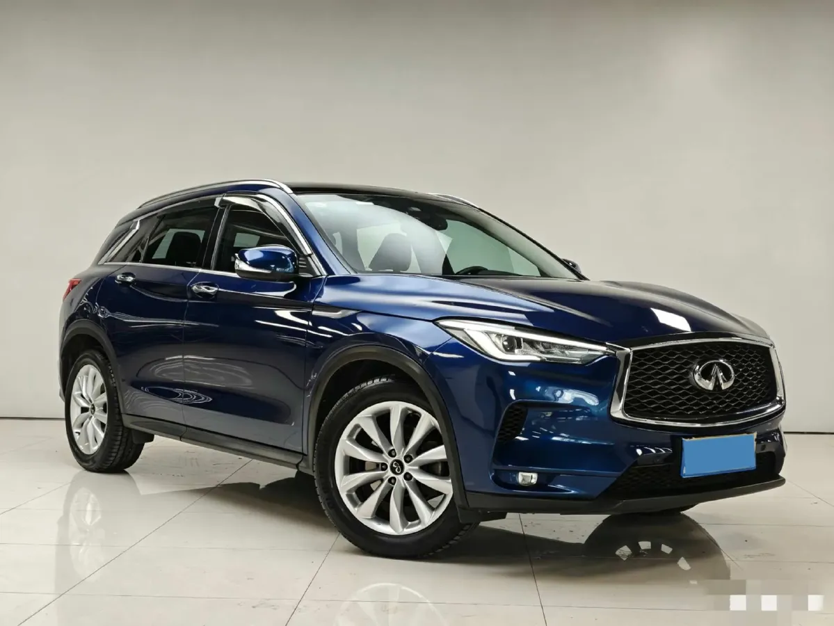 2018 Infiniti QX30 2.0T 211HP L4 7DCT,autocango,china used car exporter,china ev exporter,chinese used car exporter,chinese used ev exporter