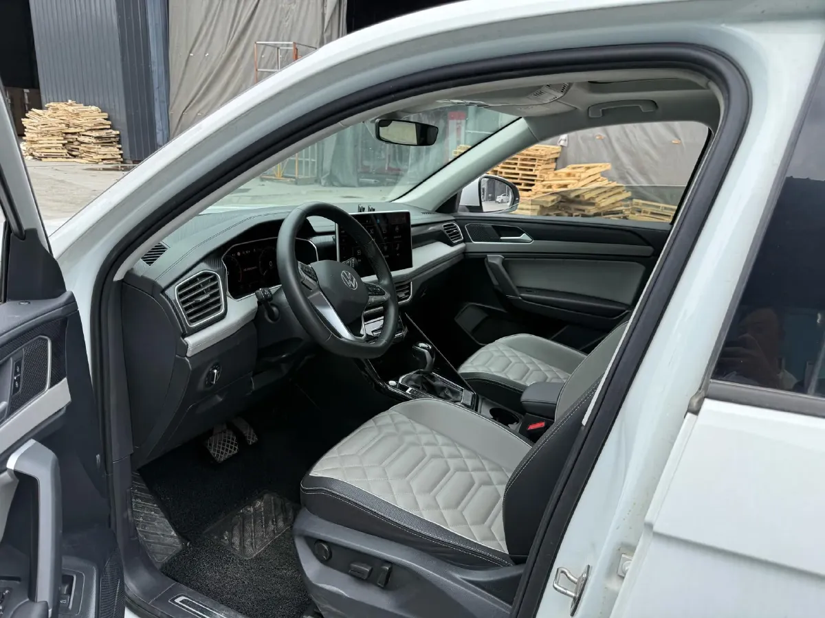 2023 Volkswagen Tayron 1.5T 160HP L4 7DCT,autocango,china used car exporter,china ev exporter,chinese used car exporter,chinese used ev exporter