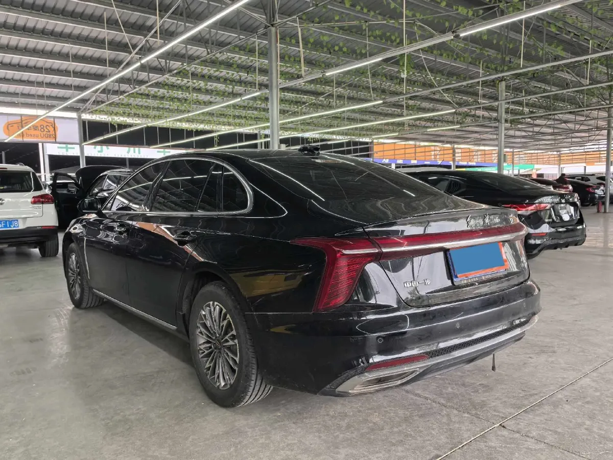 2024 HongQi H5 1.5T 169HP L4 7DCT,autocango,china used car exporter,china ev exporter,chinese used car exporter,chinese used ev exporter