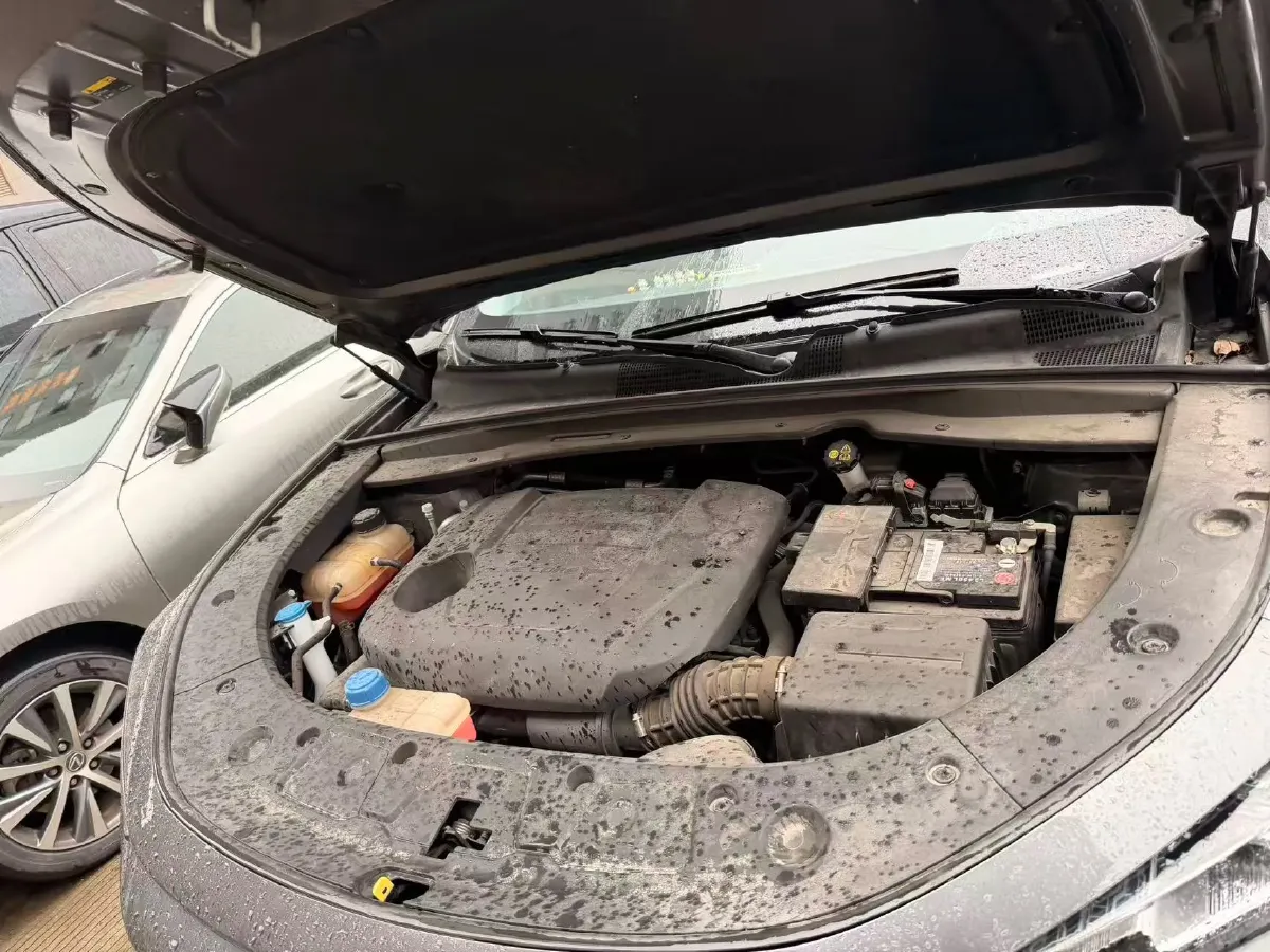 2021 ChangAn UNI-K 2.0T 233HP L4 8AT,autocango,china used car exporter,china ev exporter,chinese used car exporter,chinese used ev exporter