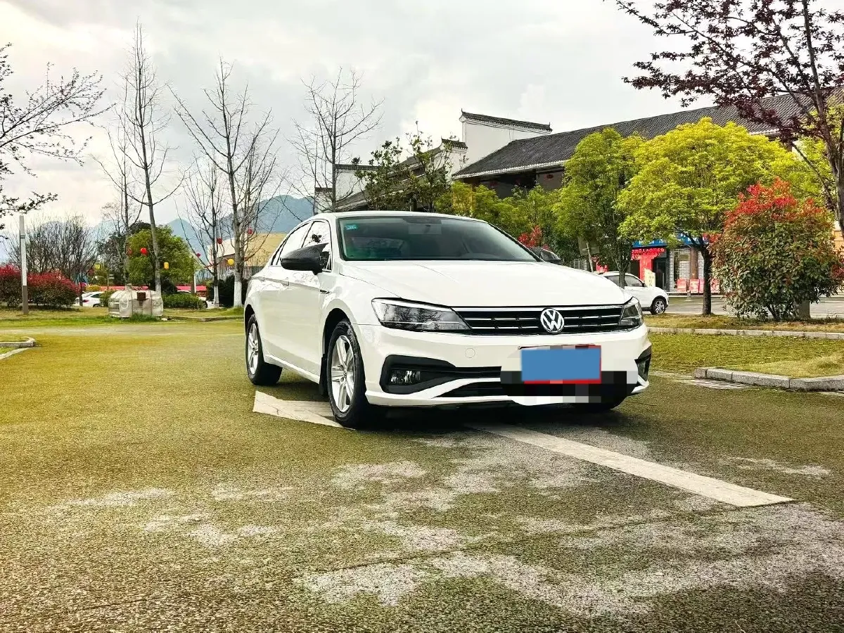 2019 Volkswagen T-Cross 1.4T 150HP L4 7DCT,autocango,china used car exporter,china ev exporter,chinese used car exporter,chinese used ev exporter