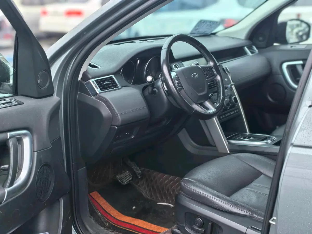 2018 Land Rover Discovery Sport 2.0T 241HP L4 9AT,autocango,china used car exporter,china ev exporter,chinese used car exporter,chinese used ev exporter
