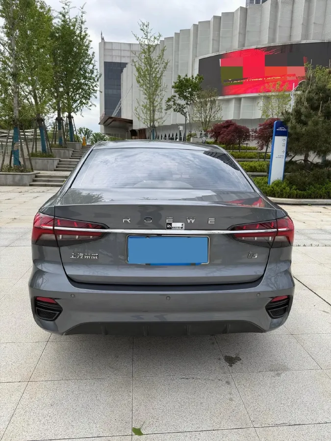2021 Roewe i5 1.5L 120HP L4 5MT,autocango,china used car exporter,china ev exporter,chinese used car exporter,chinese used ev exporter