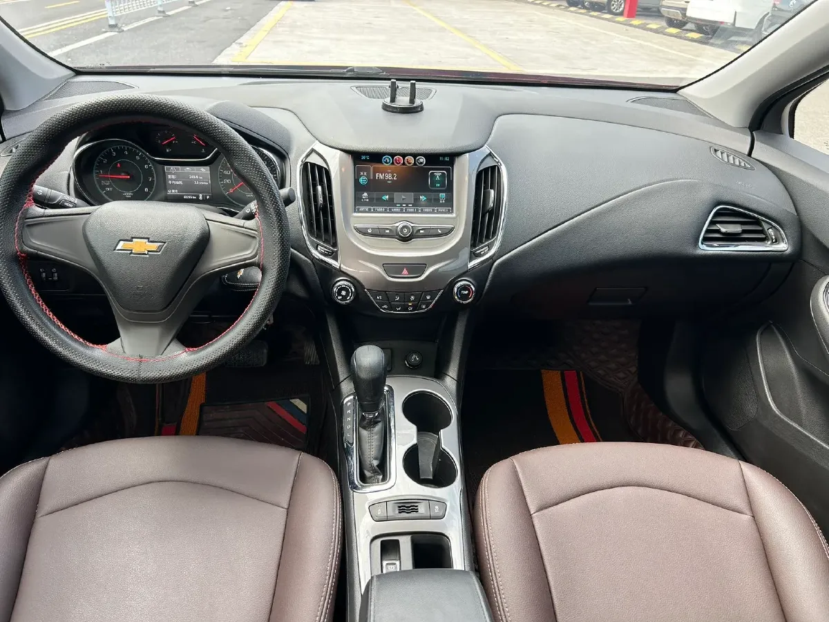 2018 Chevrolet Cruze 1.5L 114HP L4 6AT,autocango,china used car exporter,china ev exporter,chinese used car exporter,chinese used ev exporter
