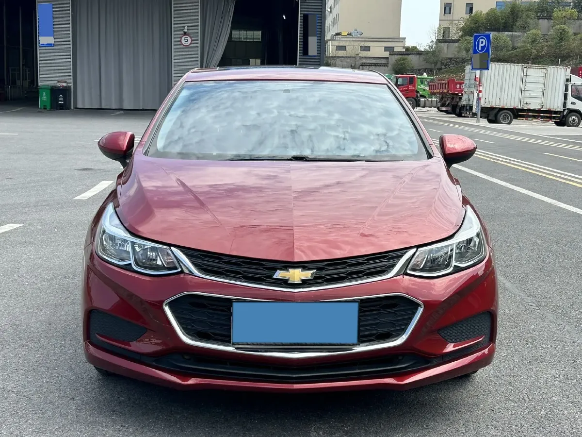 2018 Chevrolet Cruze 1.5L 114HP L4 6AT,autocango,china used car exporter,china ev exporter,chinese used car exporter,chinese used ev exporter