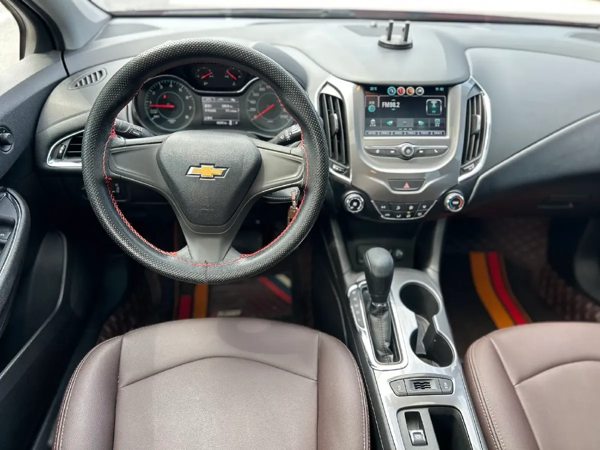 2018 Chevrolet Cruze 1.5L 114HP L4 6AT,autocango,china used car exporter,china ev exporter,chinese used car exporter,chinese used ev exporter