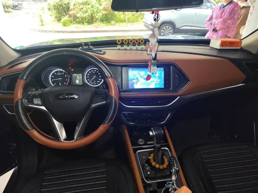 2018 Zotye T300 1.5L 112HP L4 CVT,autocango,china used car exporter,china ev exporter,chinese used car exporter,chinese used ev exporter