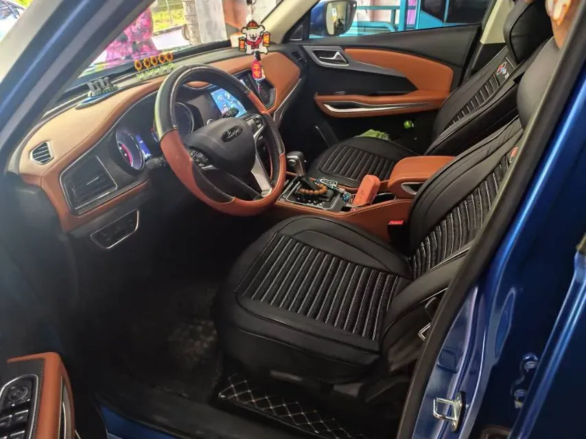 2018 Zotye T300 1.5L 112HP L4 CVT,autocango,china used car exporter,china ev exporter,chinese used car exporter,chinese used ev exporter