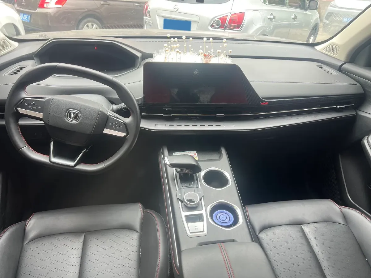 2022 ChangAn Oshan X7 Plus 1.5T 188HP L4 7DCT,autocango,china used car exporter,china ev exporter,chinese used car exporter,chinese used ev exporter