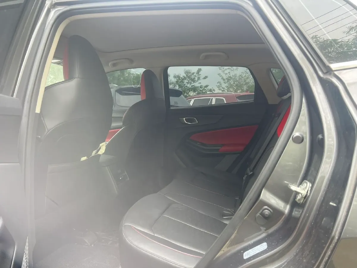 2022 ChangAn Oshan X7 Plus 1.5T 188HP L4 7DCT,autocango,china used car exporter,china ev exporter,chinese used car exporter,chinese used ev exporter