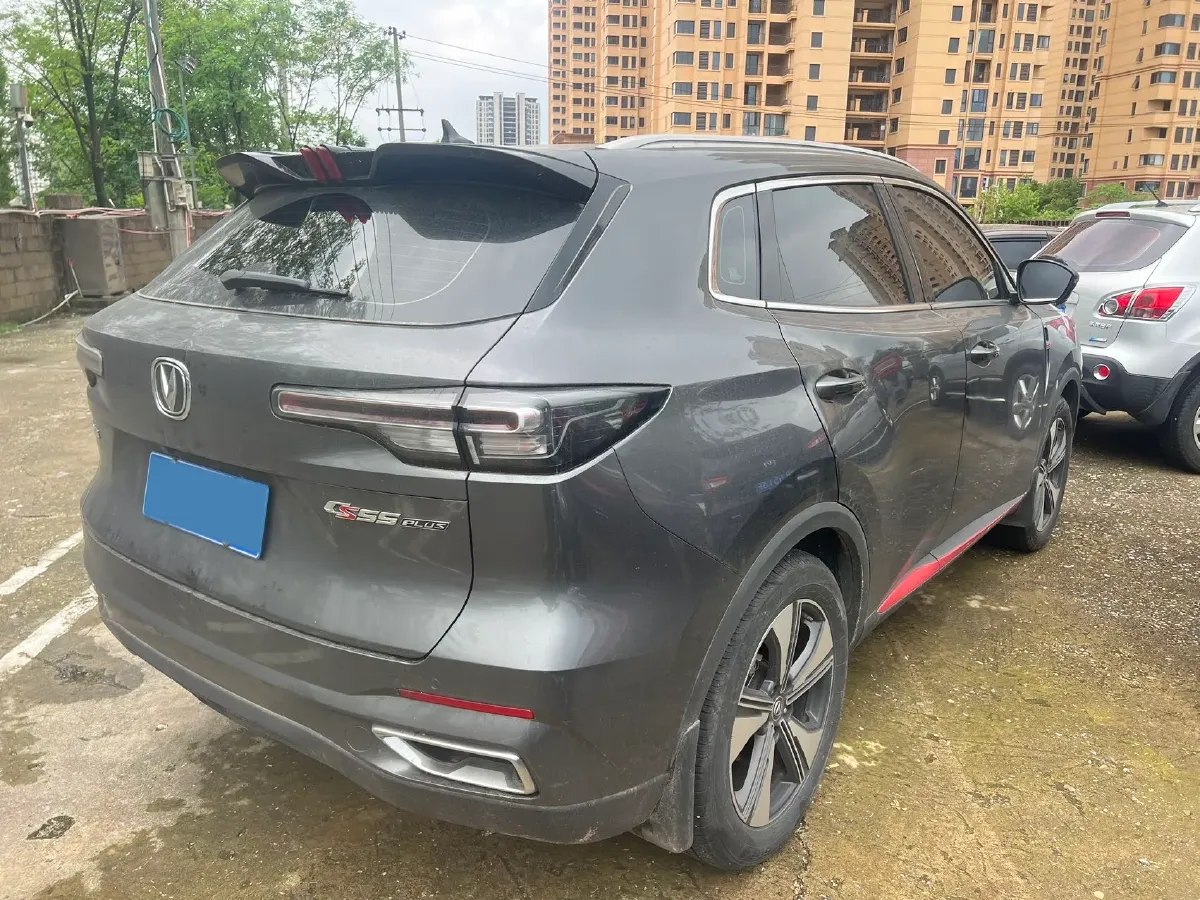 2022 ChangAn Oshan X7 Plus 1.5T 188HP L4 7DCT,autocango,china used car exporter,china ev exporter,chinese used car exporter,chinese used ev exporter
