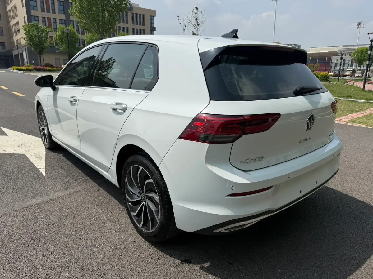 2024 Volkswagen Golf 1.4T 150HP L4 7DCT,autocango,china used car exporter,china ev exporter,chinese used car exporter,chinese used ev exporter