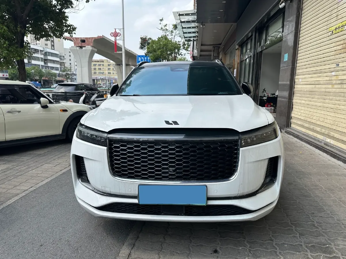 2021 Li ONE Range Extended 131HP REEV 40.5KWH,autocango,china used car exporter,china ev exporter,chinese used car exporter,chinese used ev exporter
