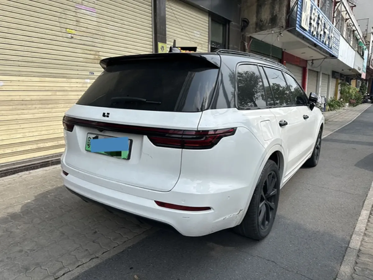2021 Li ONE Range Extended 131HP REEV 40.5KWH,autocango,china used car exporter,china ev exporter,chinese used car exporter,chinese used ev exporter