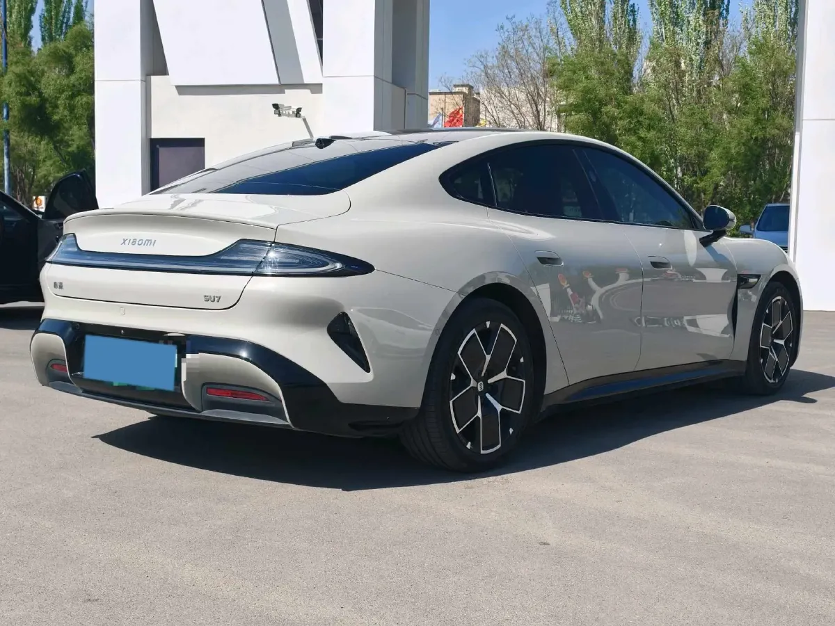 2024 MI SU7 BEV 73.6KWH,autocango,china used car exporter,china ev exporter,chinese used car exporter,chinese used ev exporter