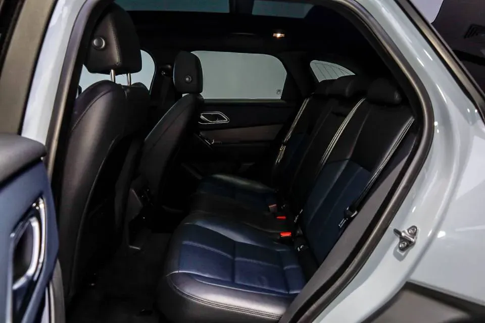 2024 Land Rover Range Rover Velar 2.0T 250HP L4 8AT,autocango,china used car exporter,china ev exporter,chinese used car exporter,chinese used ev exporter