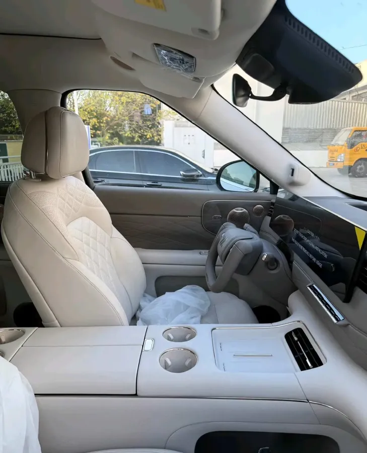 2026 IM LS9 REEV 155HP REEV,autocango,china used car exporter,china ev exporter,chinese used car exporter,chinese used ev exporter