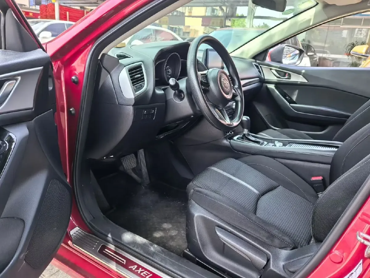 2017 Mazda 3 Axela 1.5L 117HP L4 6AT,autocango,china used car exporter,china ev exporter,chinese used car exporter,chinese used ev exporter