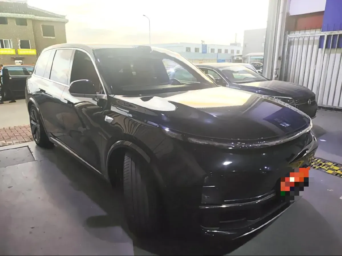 2022 Li L9 Range Extended 154HP REEV 42.6KWH,autocango,china used car exporter,china ev exporter,chinese used car exporter,chinese used ev exporter
