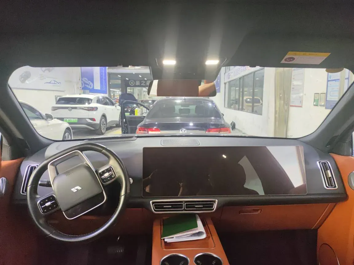 2022 Li L9 Range Extended 154HP REEV 42.6KWH,autocango,china used car exporter,china ev exporter,chinese used car exporter,chinese used ev exporter