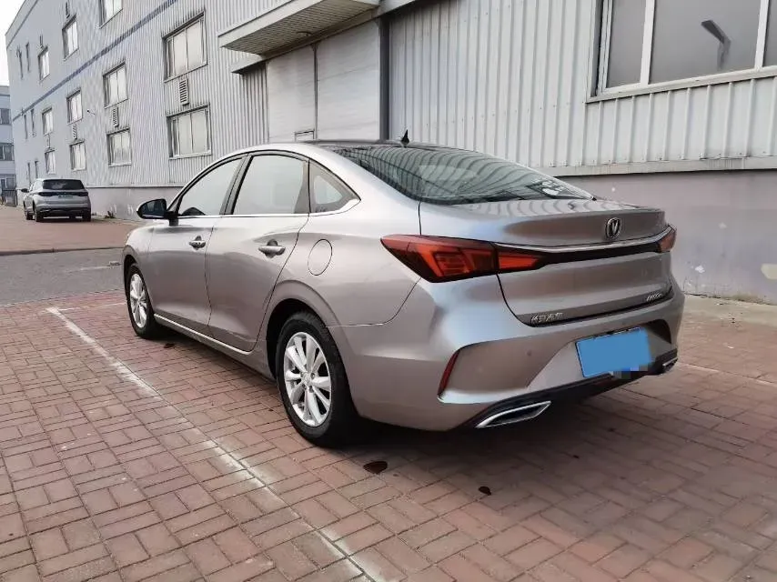 2021 ChangAn Eado 1.6L 128HP L4 CVT,autocango,china used car exporter,china ev exporter,chinese used car exporter,chinese used ev exporter