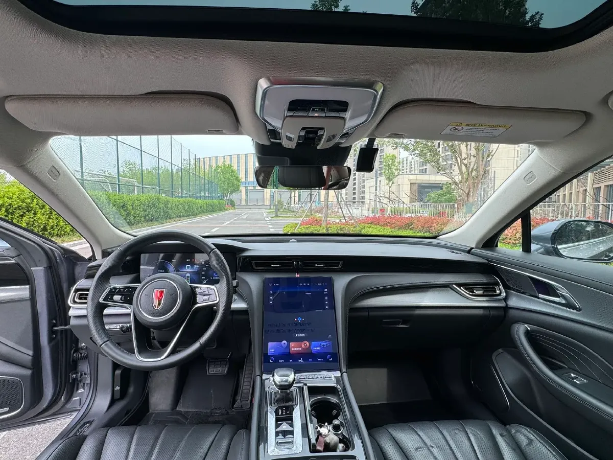 2023 HongQi H5 2.0T 224HP L4 8AT,autocango,china used car exporter,china ev exporter,chinese used car exporter,chinese used ev exporter