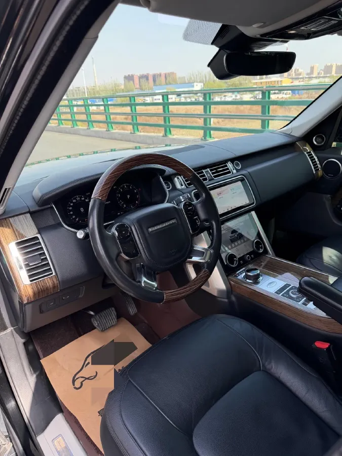 2018 Land Rover Range Rover Evoque 2.0T 241HP L4 9AT,autocango,china used car exporter,china ev exporter,chinese used car exporter,chinese used ev exporter