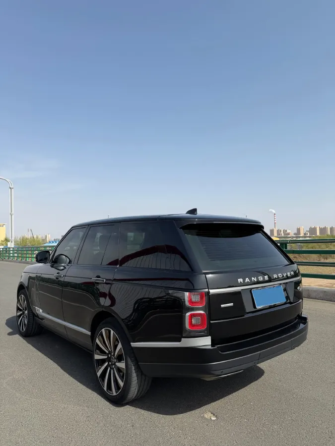 2018 Land Rover Range Rover Evoque 2.0T 241HP L4 9AT,autocango,china used car exporter,china ev exporter,chinese used car exporter,chinese used ev exporter