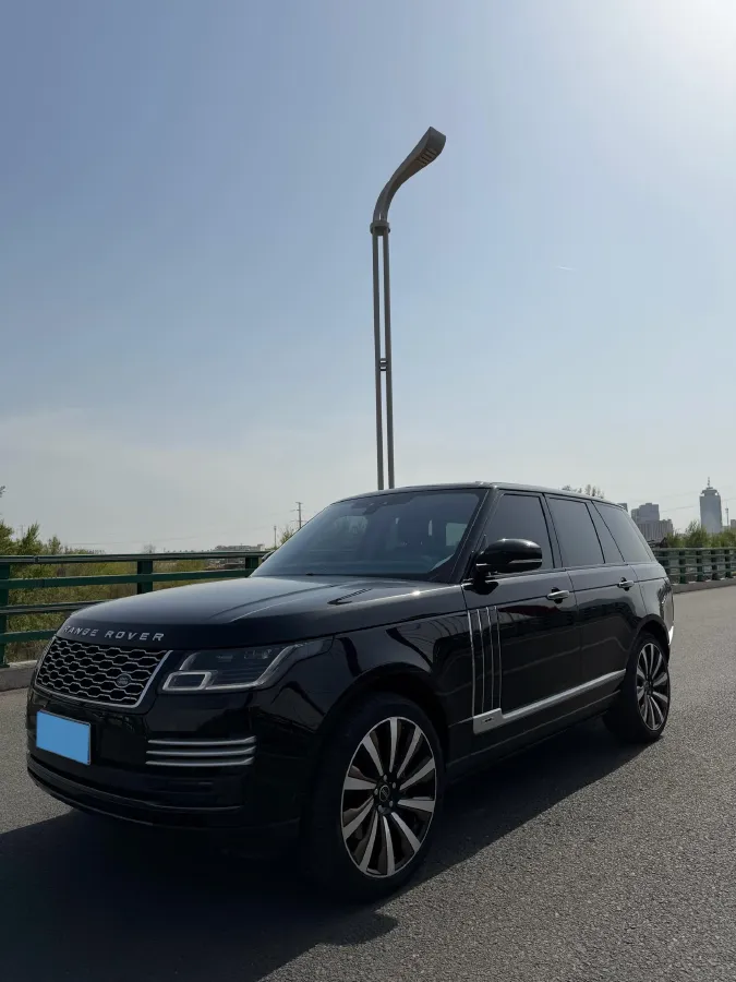 2018 Land Rover Range Rover Evoque 2.0T 241HP L4 9AT,autocango,china used car exporter,china ev exporter,chinese used car exporter,chinese used ev exporter