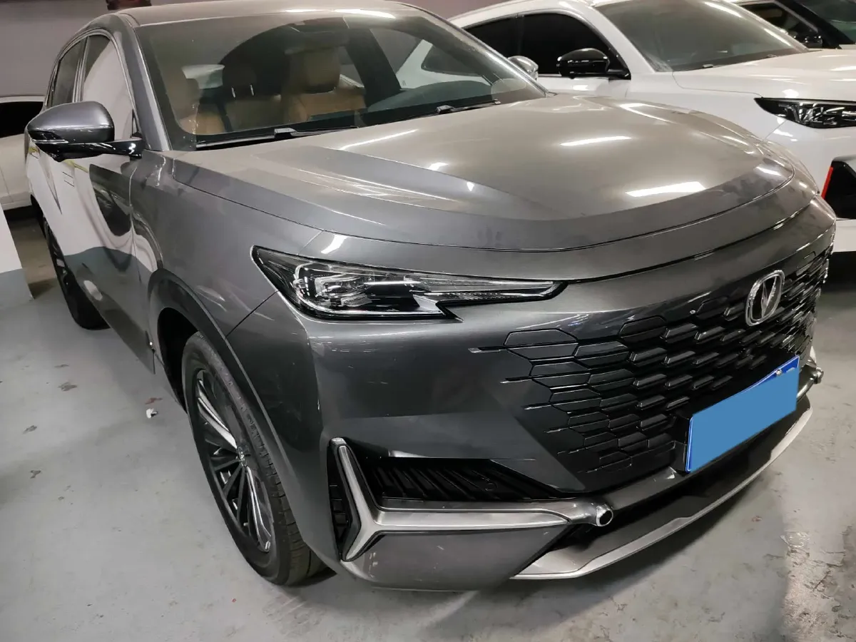 2021 ChangAn UNI-K 2.0T 233HP L4 8AT,autocango,china used car exporter,china ev exporter,chinese used car exporter,chinese used ev exporter