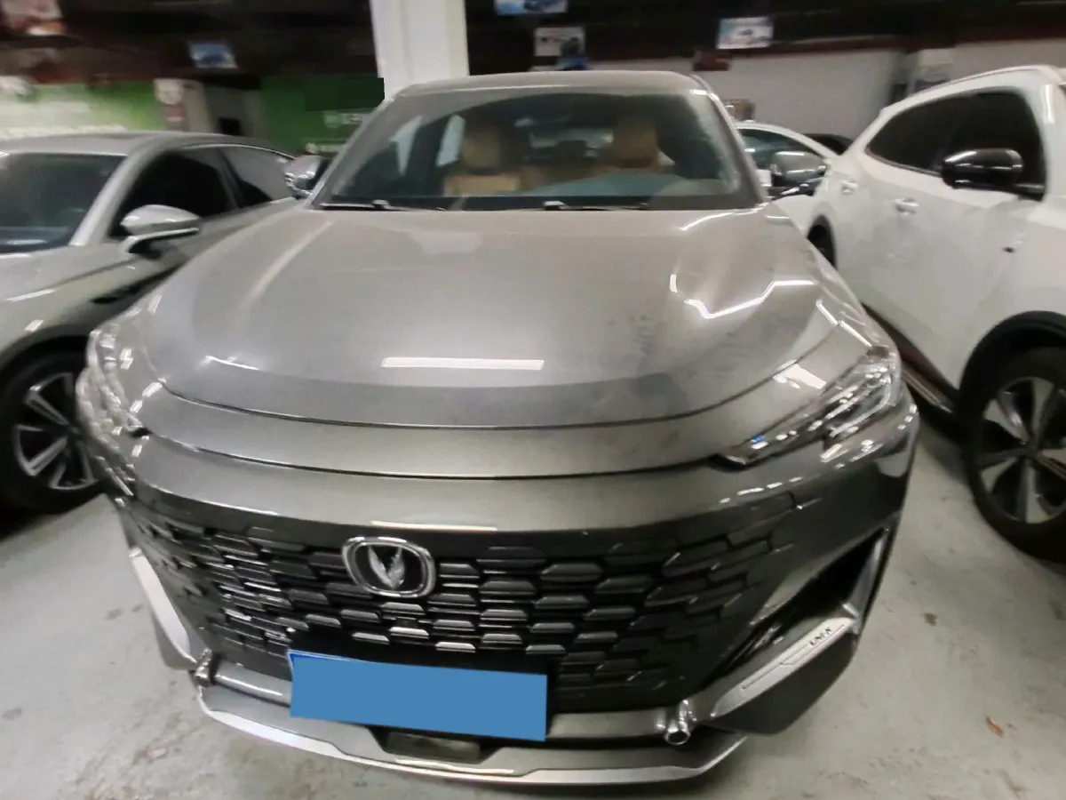 2021 ChangAn UNI-K 2.0T 233HP L4 8AT,autocango,china used car exporter,china ev exporter,chinese used car exporter,chinese used ev exporter