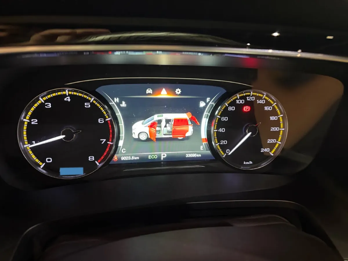 2021 GAC Trumpchi M8 2.0T 252HP L4 8AT,autocango,china used car exporter,china ev exporter,chinese used car exporter,chinese used ev exporter