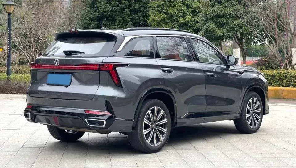 2024 ChangAn CS75 Plus 1.5T 188HP L4 8AT,autocango,china used car exporter,china ev exporter,chinese used car exporter,chinese used ev exporter